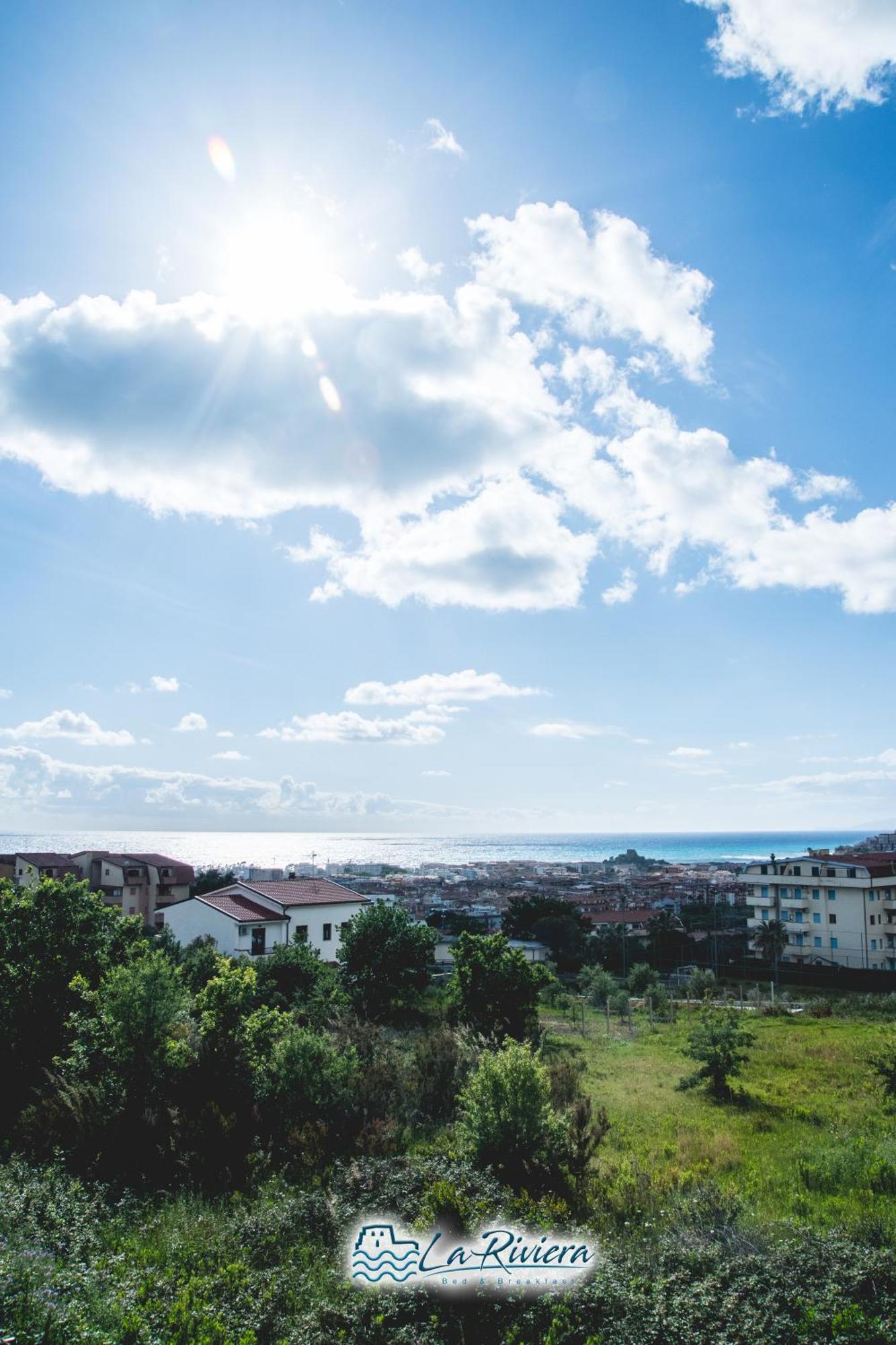 斯卡莱阿La Riviera住宿加早餐旅馆 外观 照片